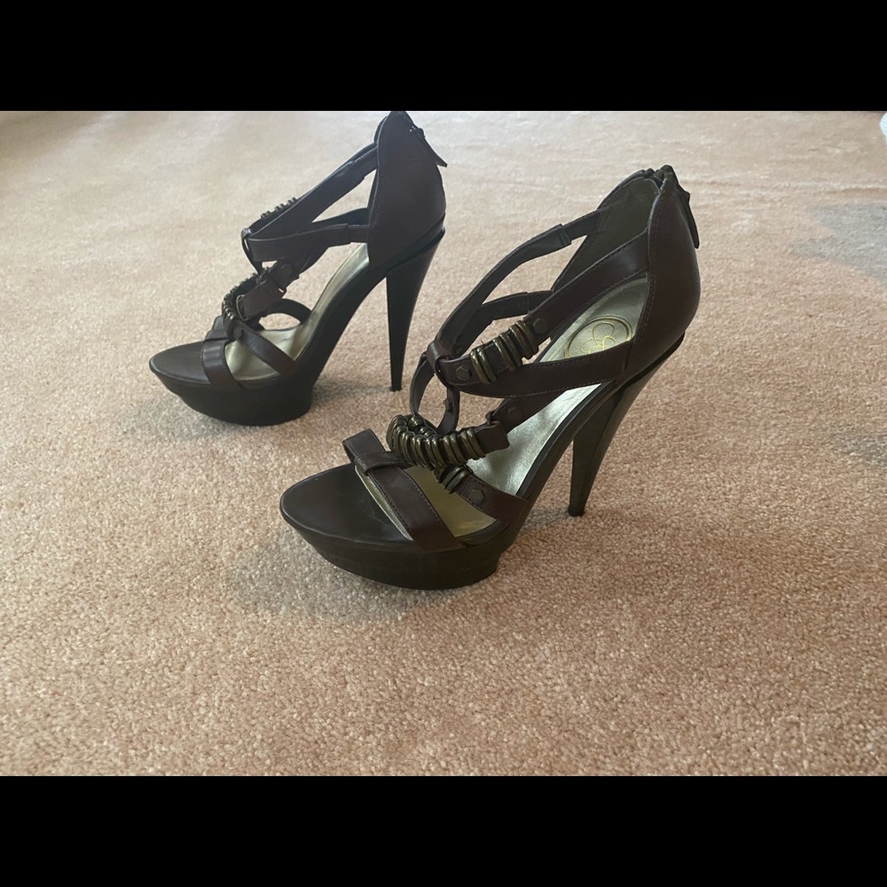 Jessica Simpson brown platform strap pumps size 7